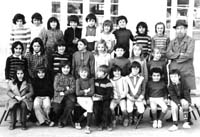 f-b_1974-75-c.jpg f-b_1974-75-c.jpg