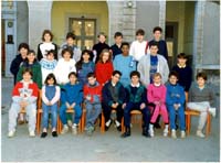 v-hugo_1987-88-d.jpg v-hugo_1987-88-d.jpg